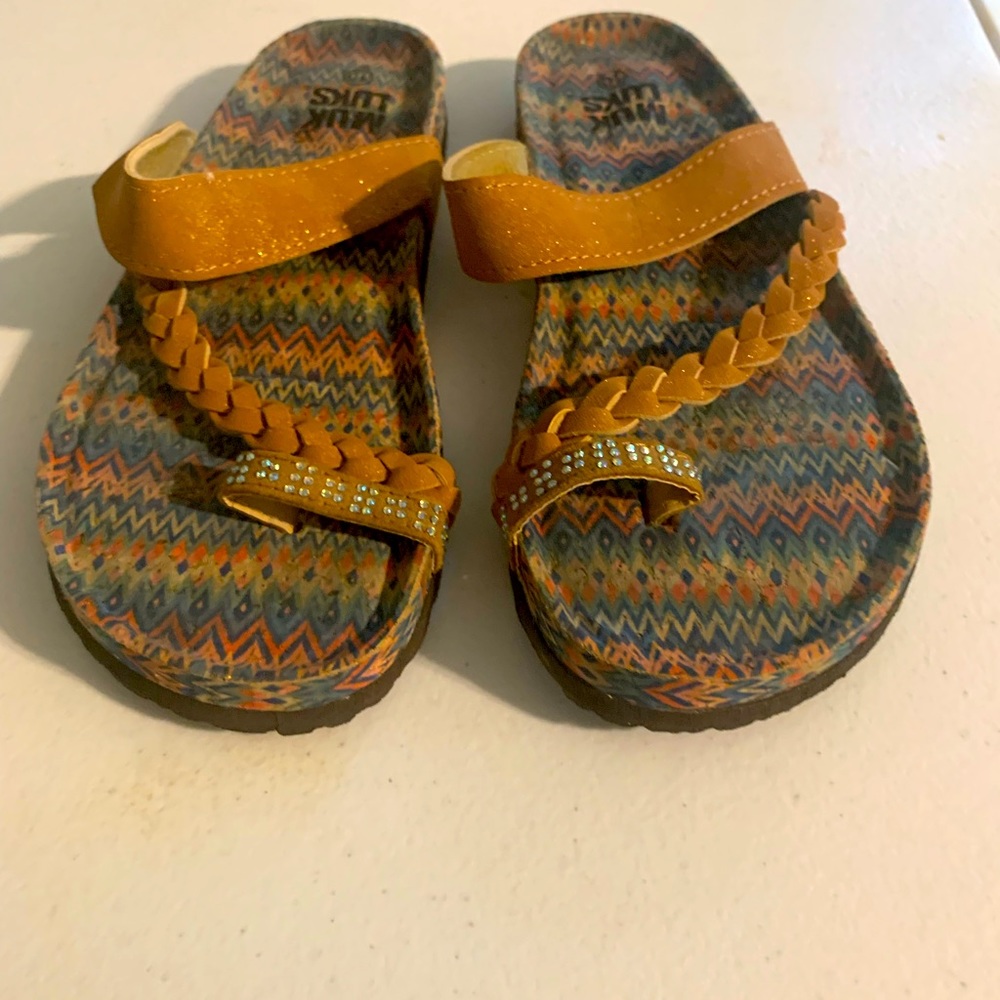 Brown Muk Luks women sandals